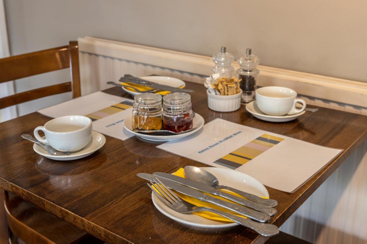 Alston House Hotel מראה חיצוני תמונה